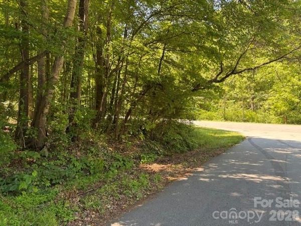 316 11th Street NW, Conover, NC 28613