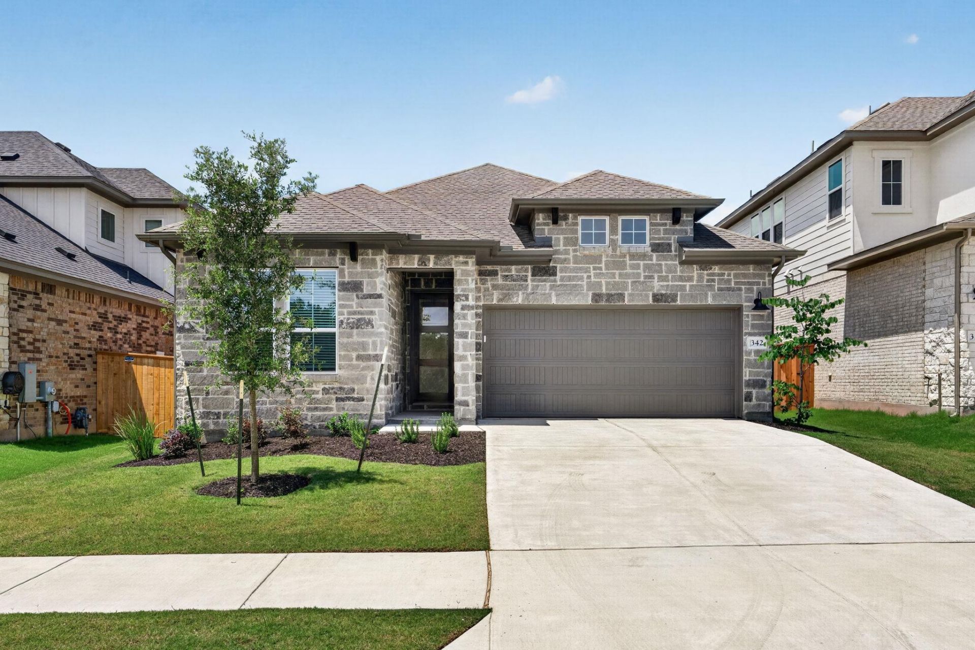 342 Heritage Forest Parkway, Dripping Springs, TX 78620 Main Photo