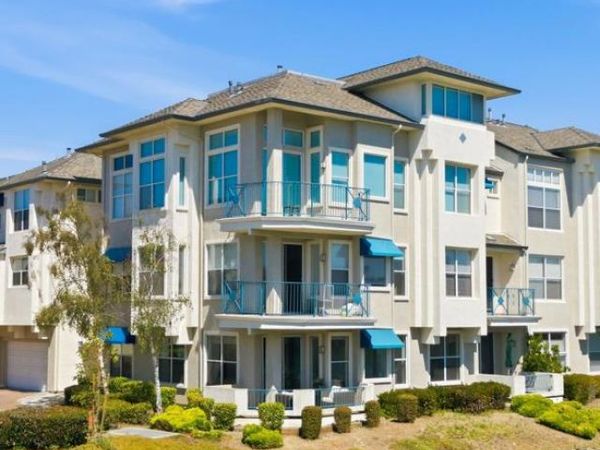 500 Baltic Circle, Unit 506, Redwood City, CA 94065