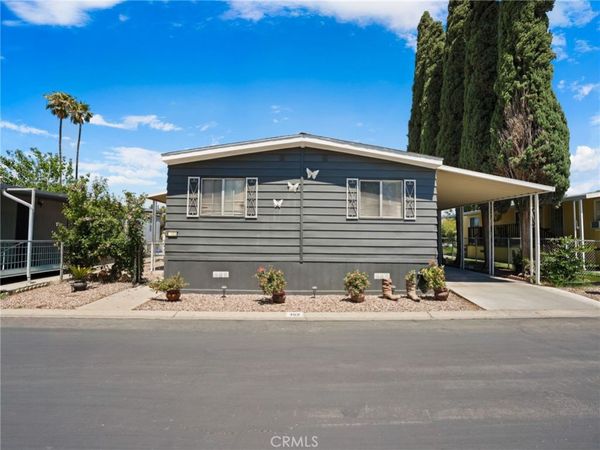 777 S Temescal Street, Unit 102, Corona, CA 92879