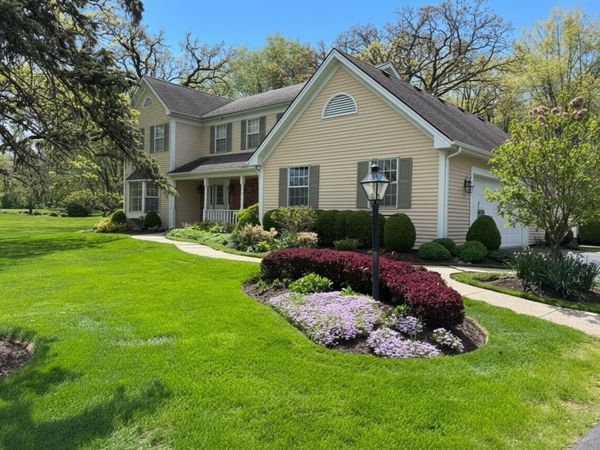 6N802 Splitrail Lane , St. Charles, IL 60175
