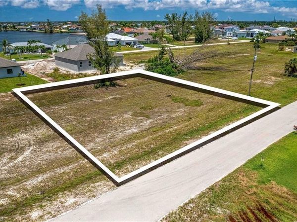4345 NW 27th LN , CAPE CORAL, FL 33993