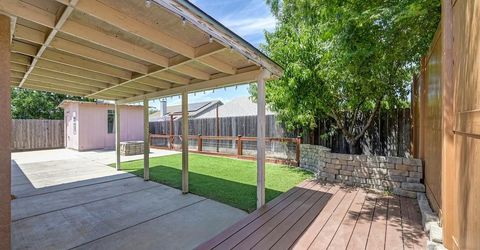 1578 E J, Oakdale, CA 95361 Photo
