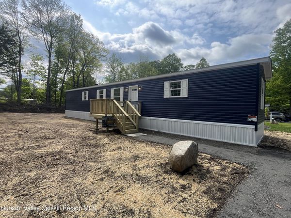 15 Oak Way, Stephentown, NY 12169