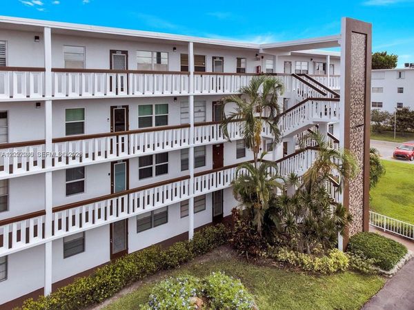 4052 E Harwood E , Unit 4052, Deerfield Beach, FL 33442