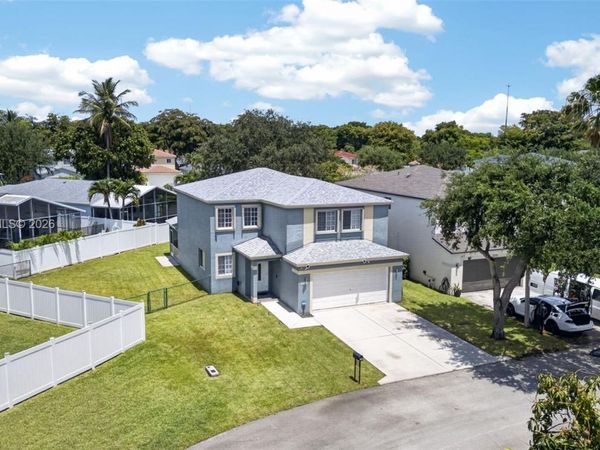 1235 SW 46th Ter , Deerfield Beach, FL 33442