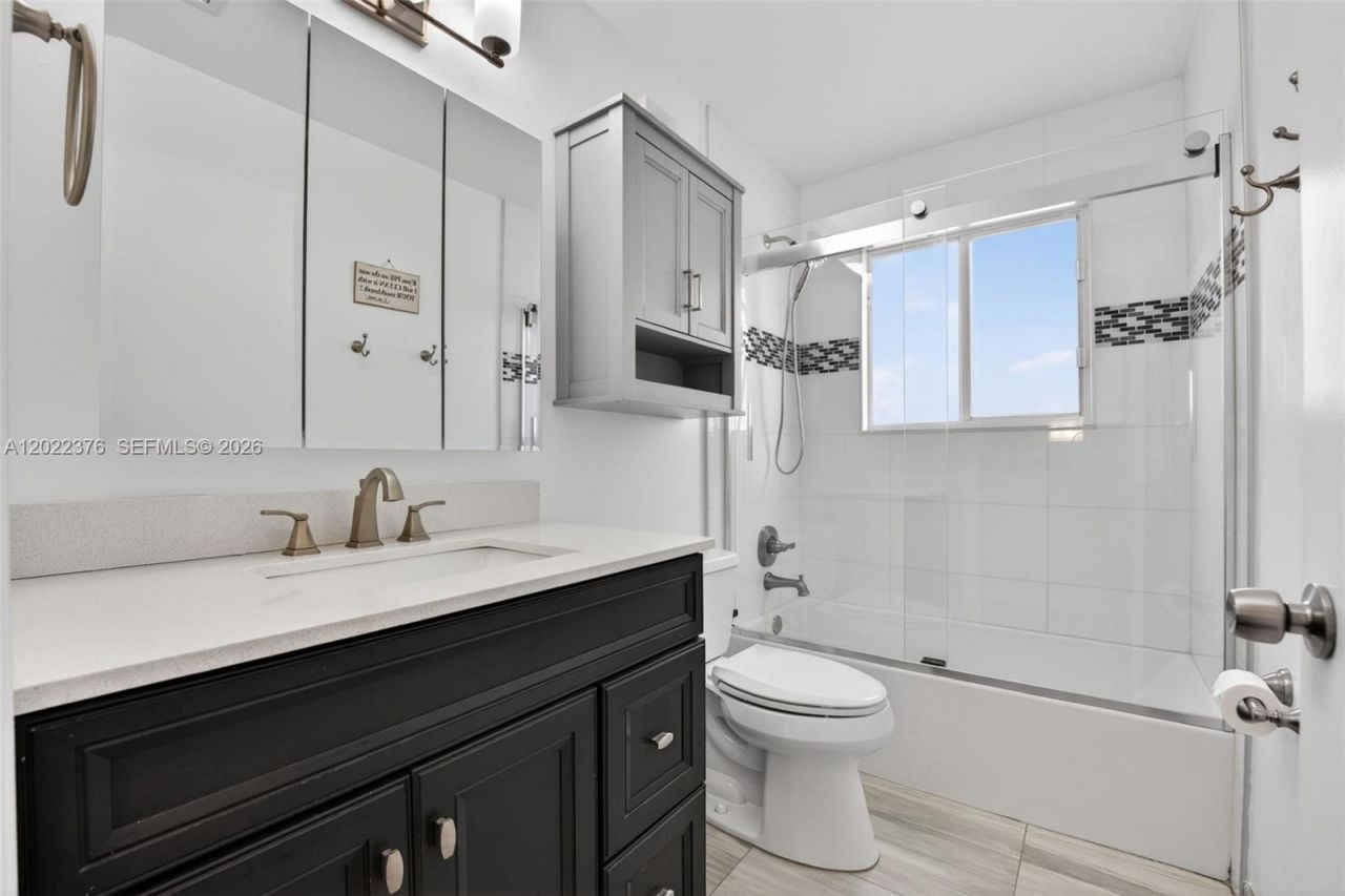 1235 SW 46th Ter , Deerfield Beach, FL 33442 Photo