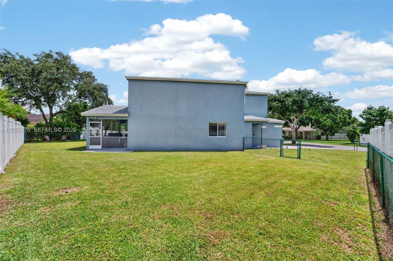 1235 SW 46th Ter , Deerfield Beach, FL 33442 Photo