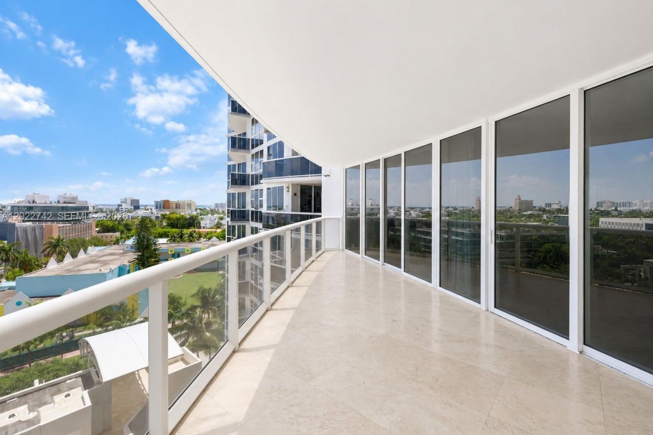 400 Alton Rd, Unit 907, Miami Beach, FL 33139 Photo