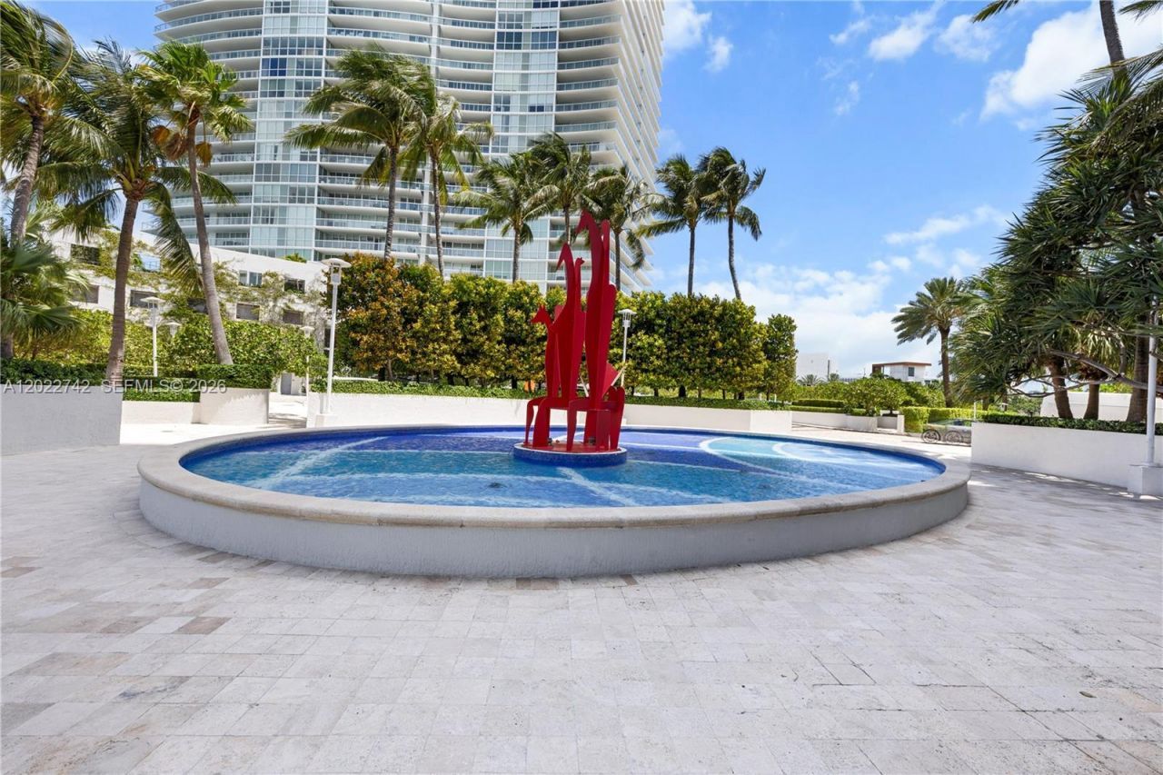 400 Alton Rd, Unit 907, Miami Beach, FL 33139 Photo