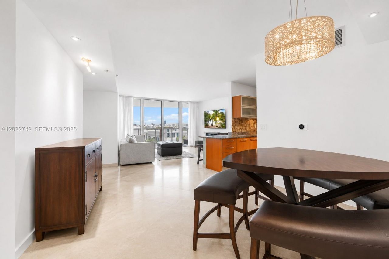 400 Alton Rd, Unit 907, Miami Beach, FL 33139 Photo