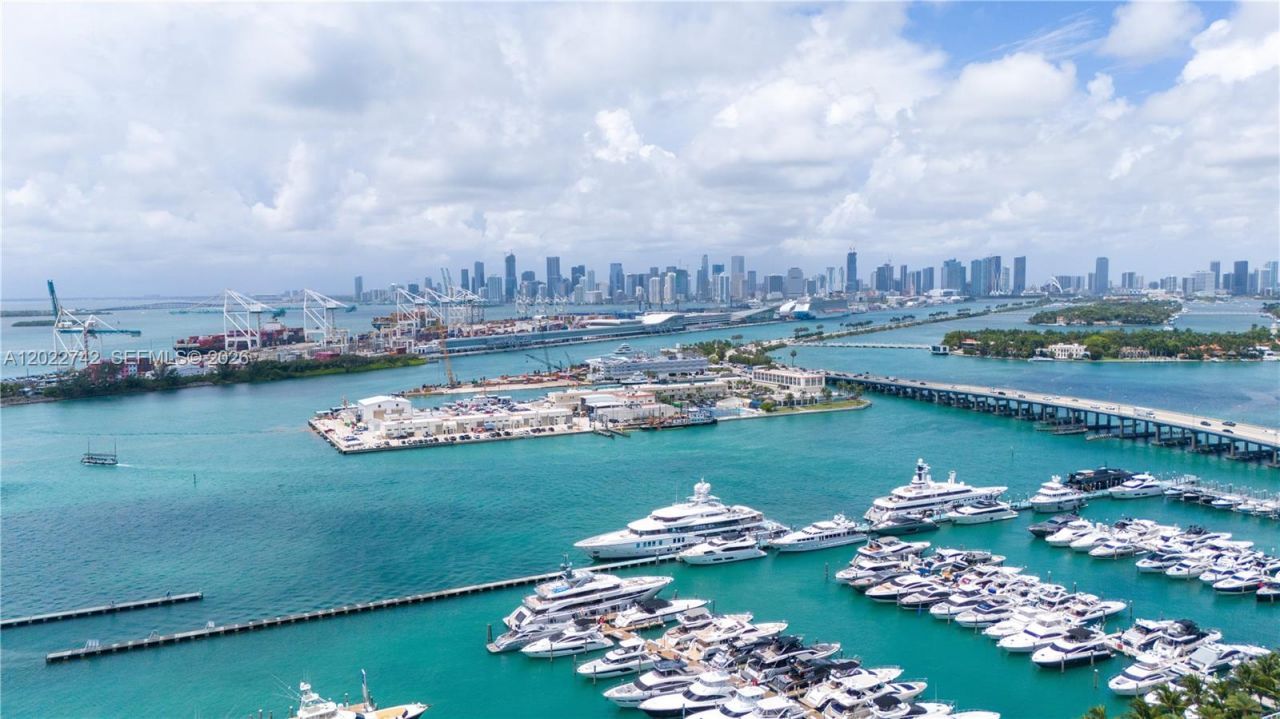 400 Alton Rd, Unit 907, Miami Beach, FL 33139 Photo