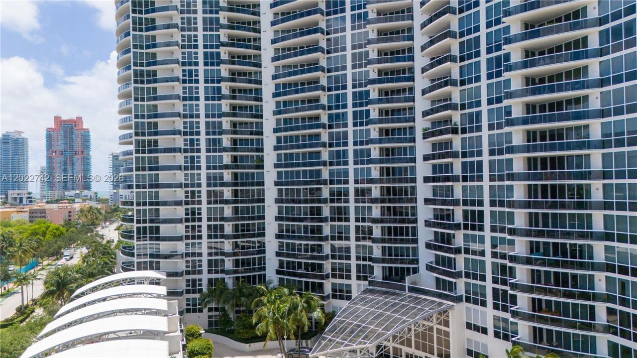 400 Alton Rd, Unit 907, Miami Beach, FL 33139 Photo