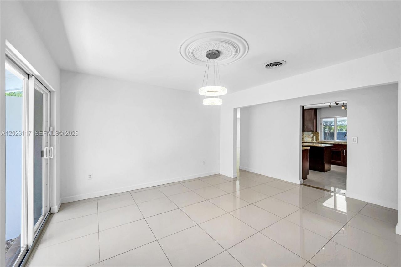 13100 SW 81st Ave, Pinecrest, FL 33156 Photo