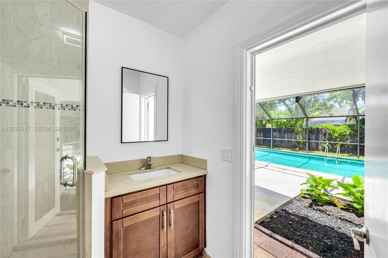 13100 SW 81st Ave, Pinecrest, FL 33156 Photo