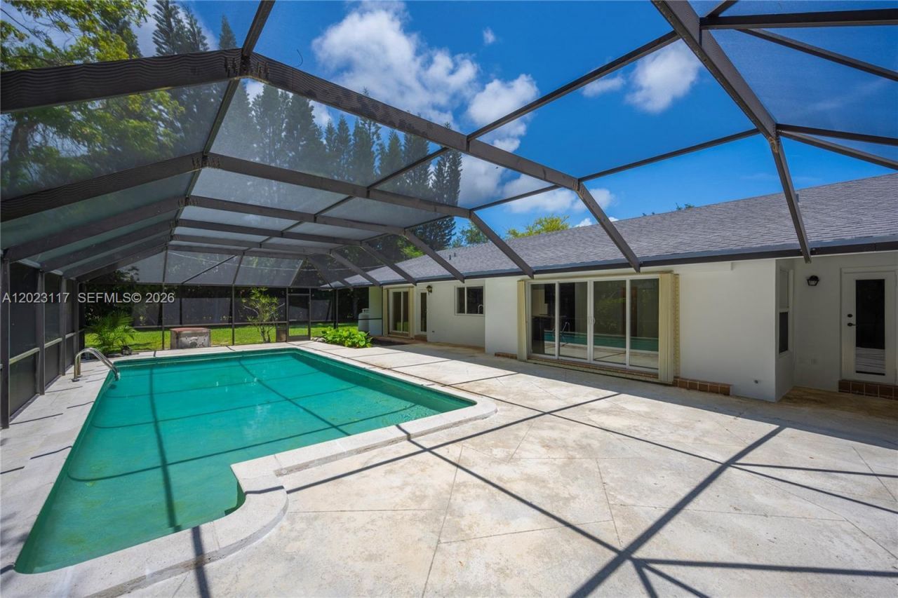 13100 SW 81st Ave, Pinecrest, FL 33156 Photo