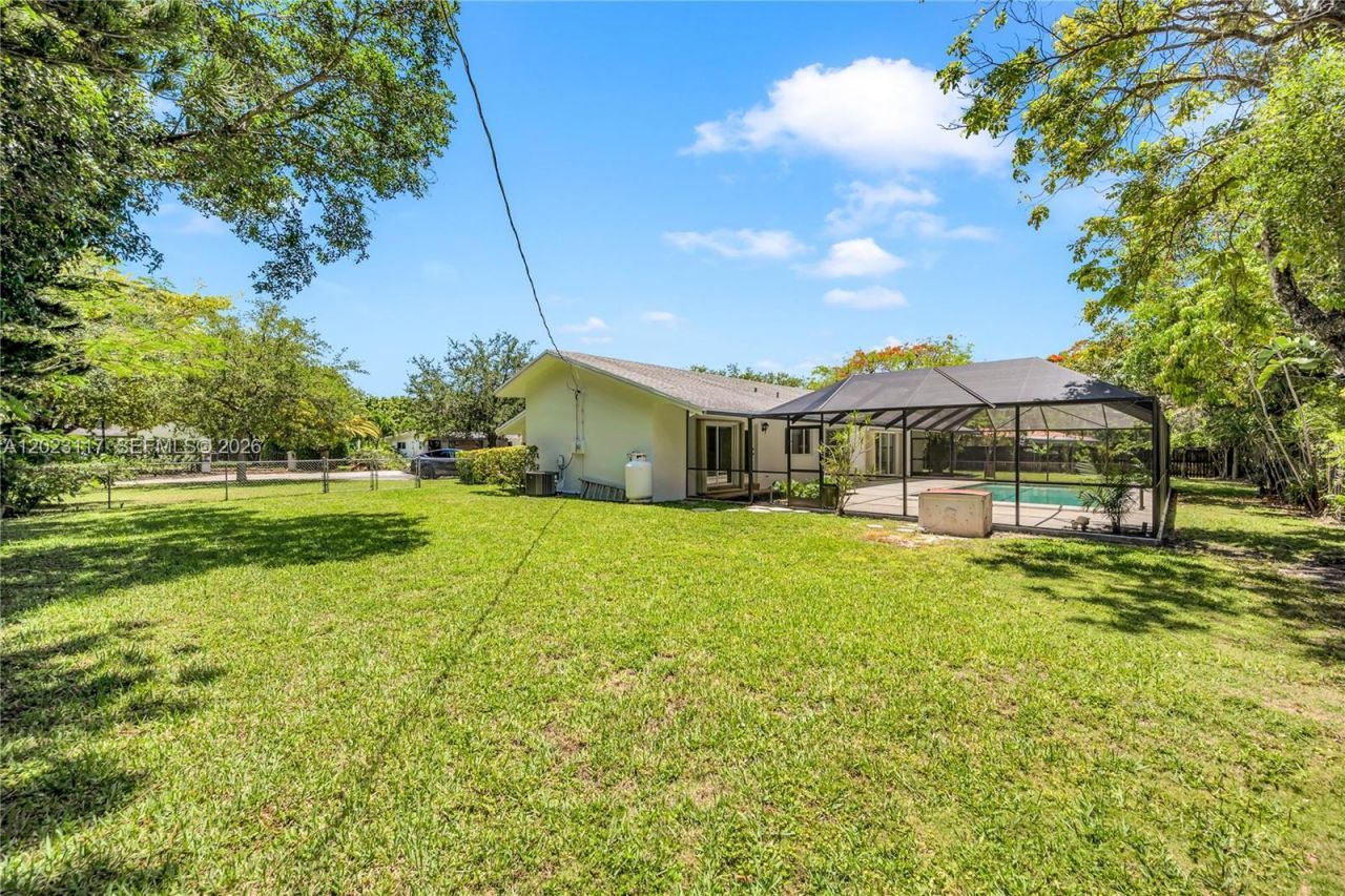 13100 SW 81st Ave, Pinecrest, FL 33156 Photo