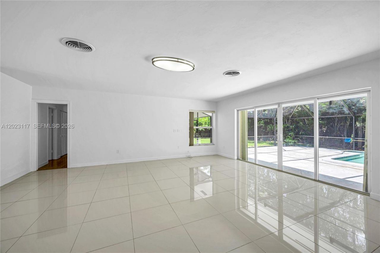 13100 SW 81st Ave, Pinecrest, FL 33156 Photo