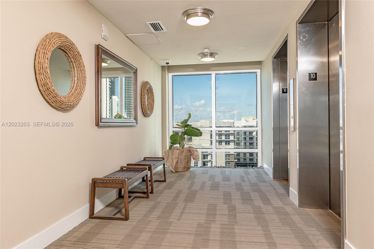 321 NE 26th St , Unit 802, Miami, FL 33137 Photo