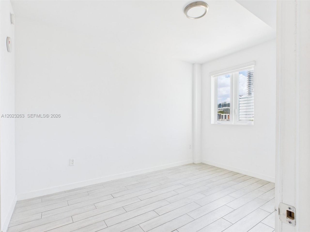 321 NE 26th St , Unit 802, Miami, FL 33137 Photo