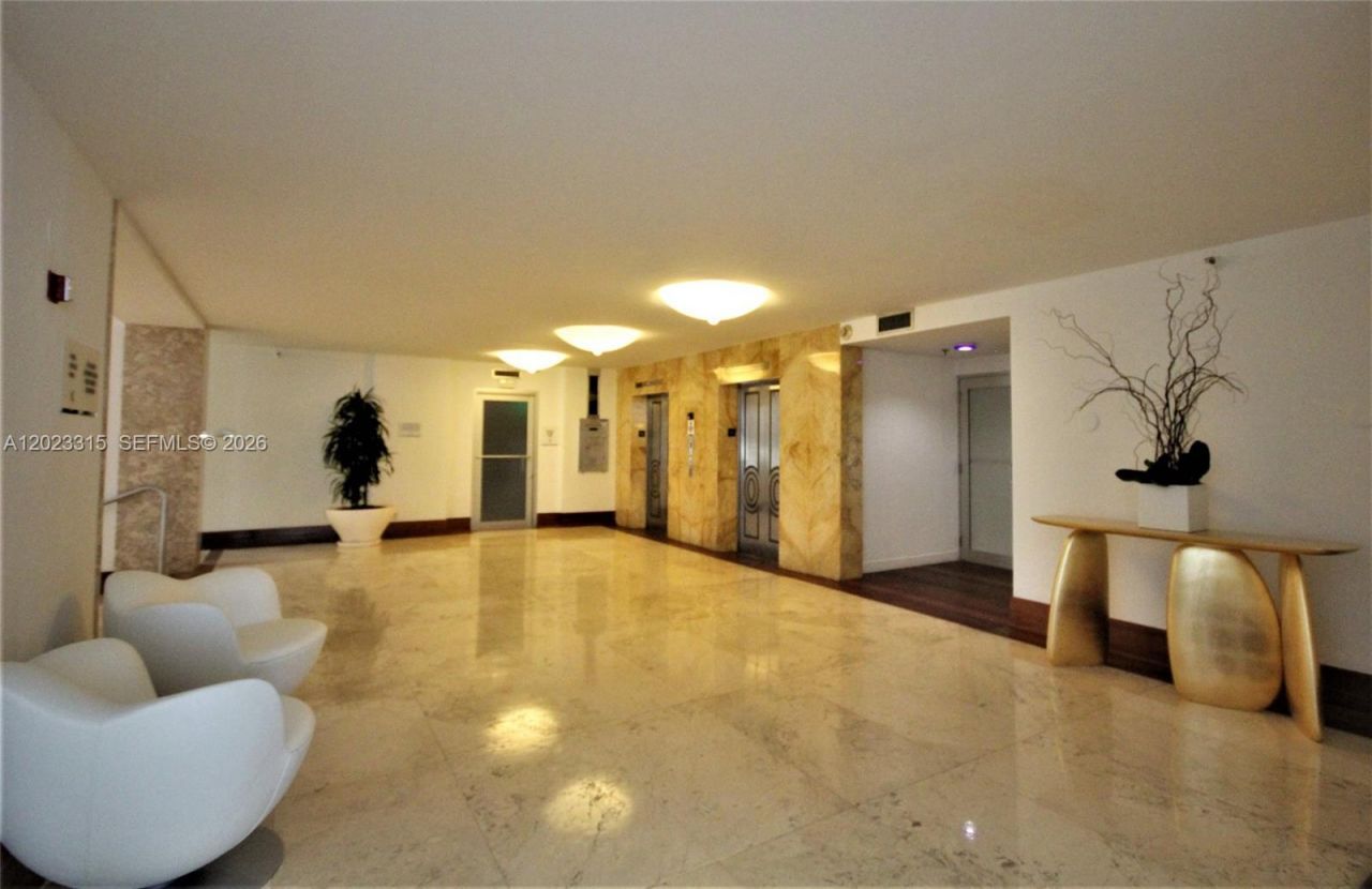 5151 Collins Ave , Unit 827, Miami Beach, FL 33140 Photo