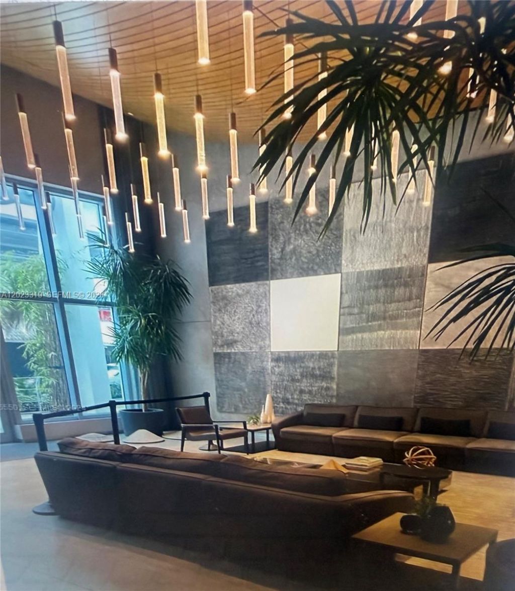 1100 S Miami Ave, Unit 2804, Miami, FL 33130 Photo