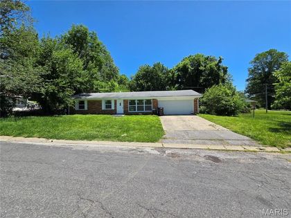 4 Hi Pointe Drive Belleville, IL 62223