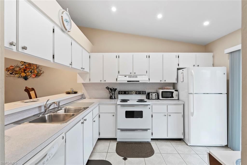 3532 Antarctic Cir , Unit 2216, Naples, FL 34112 Photo