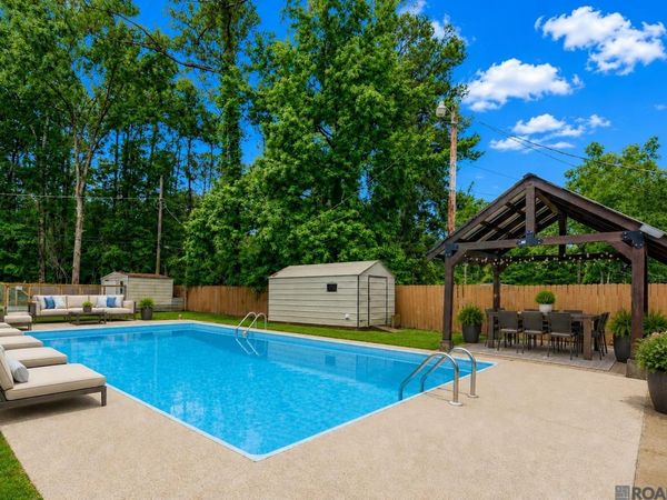 10192 Amelia Ln, Hammond, LA 70403