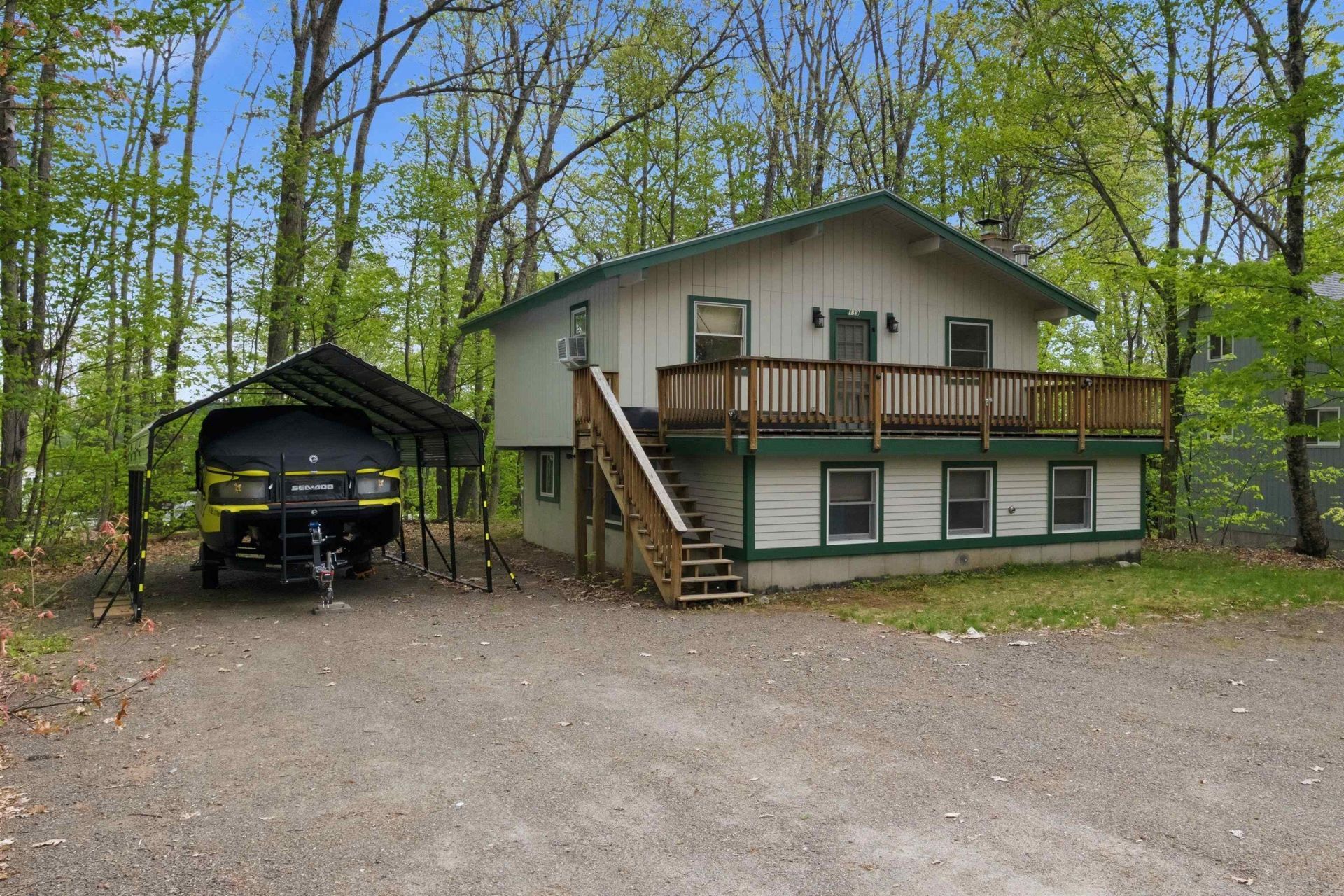 139 Wintersport Street, Moultonborough, NH 03254 Main Photo
