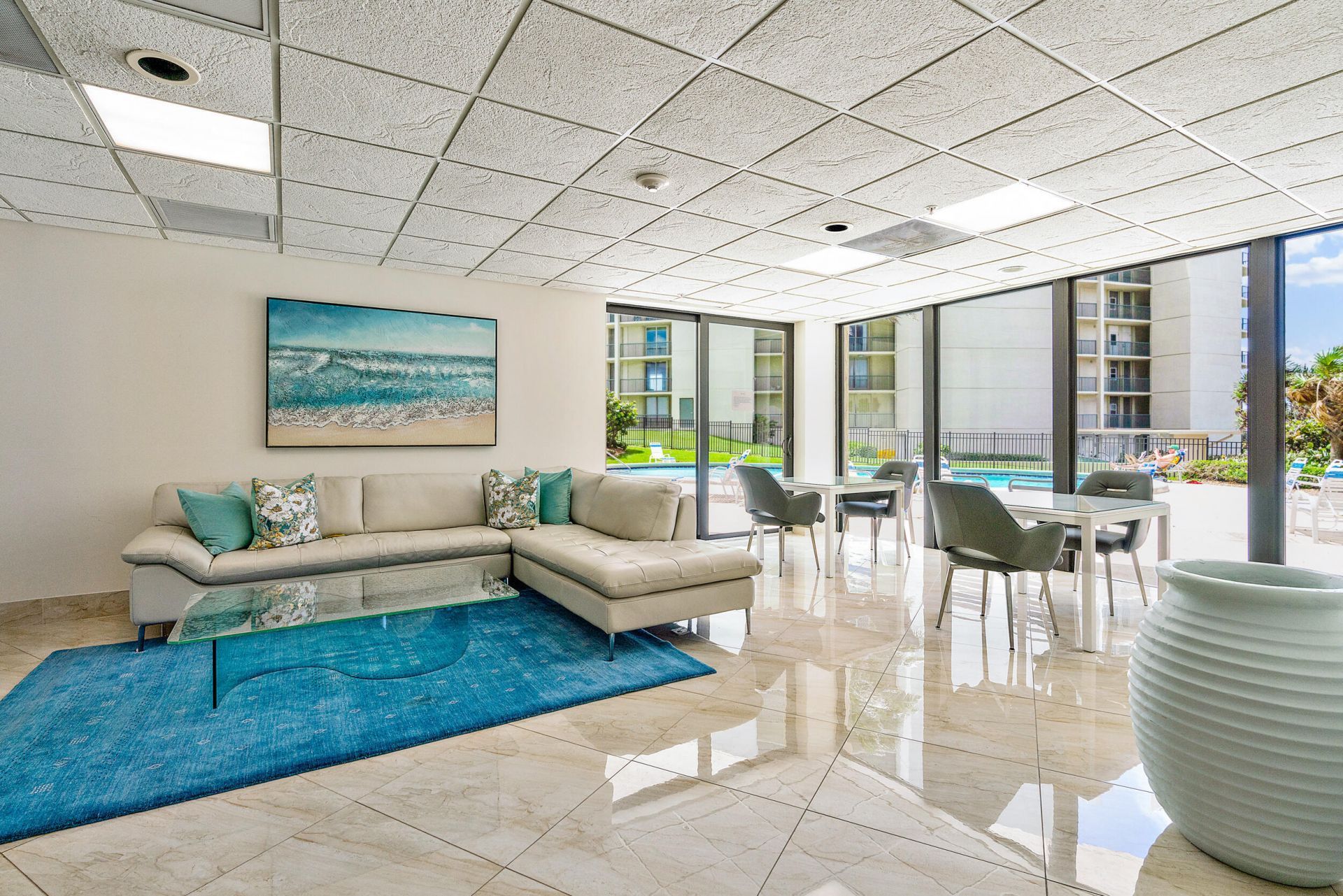 5420 N Ocean Drive, Unit 305, Singer Island, FL 33404 Photo