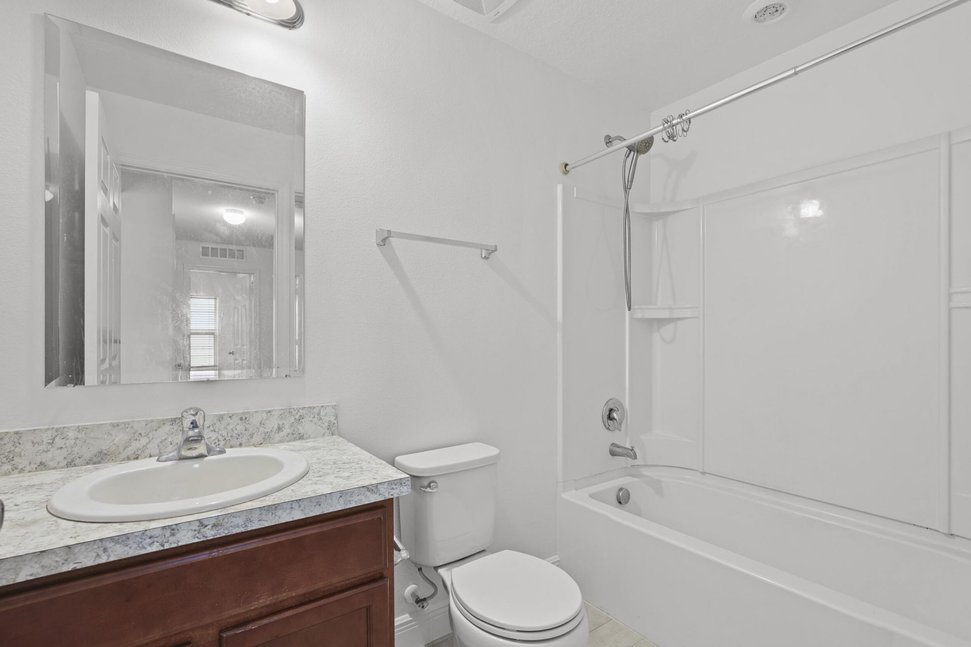 5870 NW Pine Trail Circle, Port Saint Lucie, FL 34983 Photo