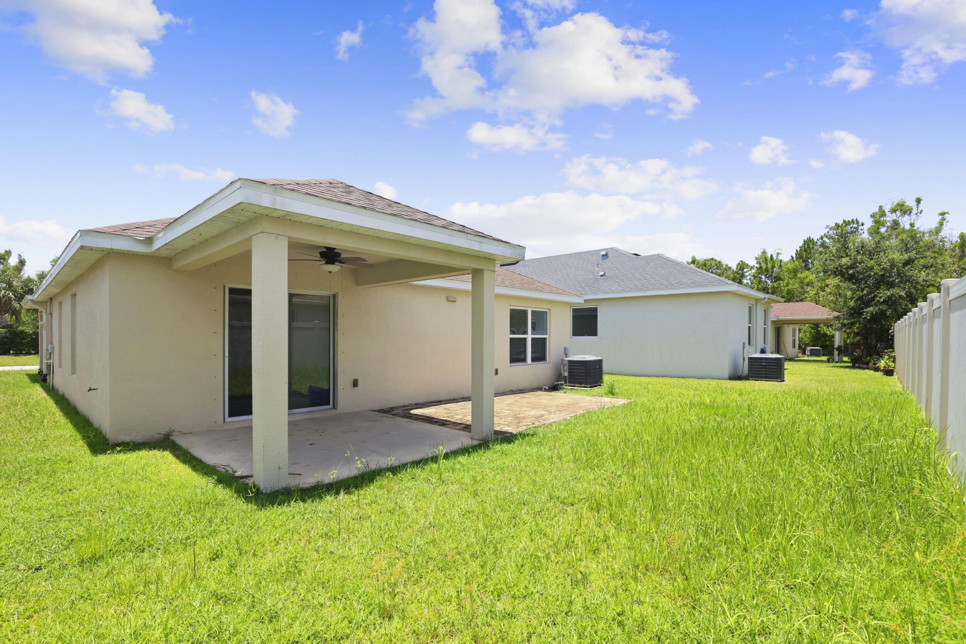 5870 NW Pine Trail Circle, Port Saint Lucie, FL 34983 Photo