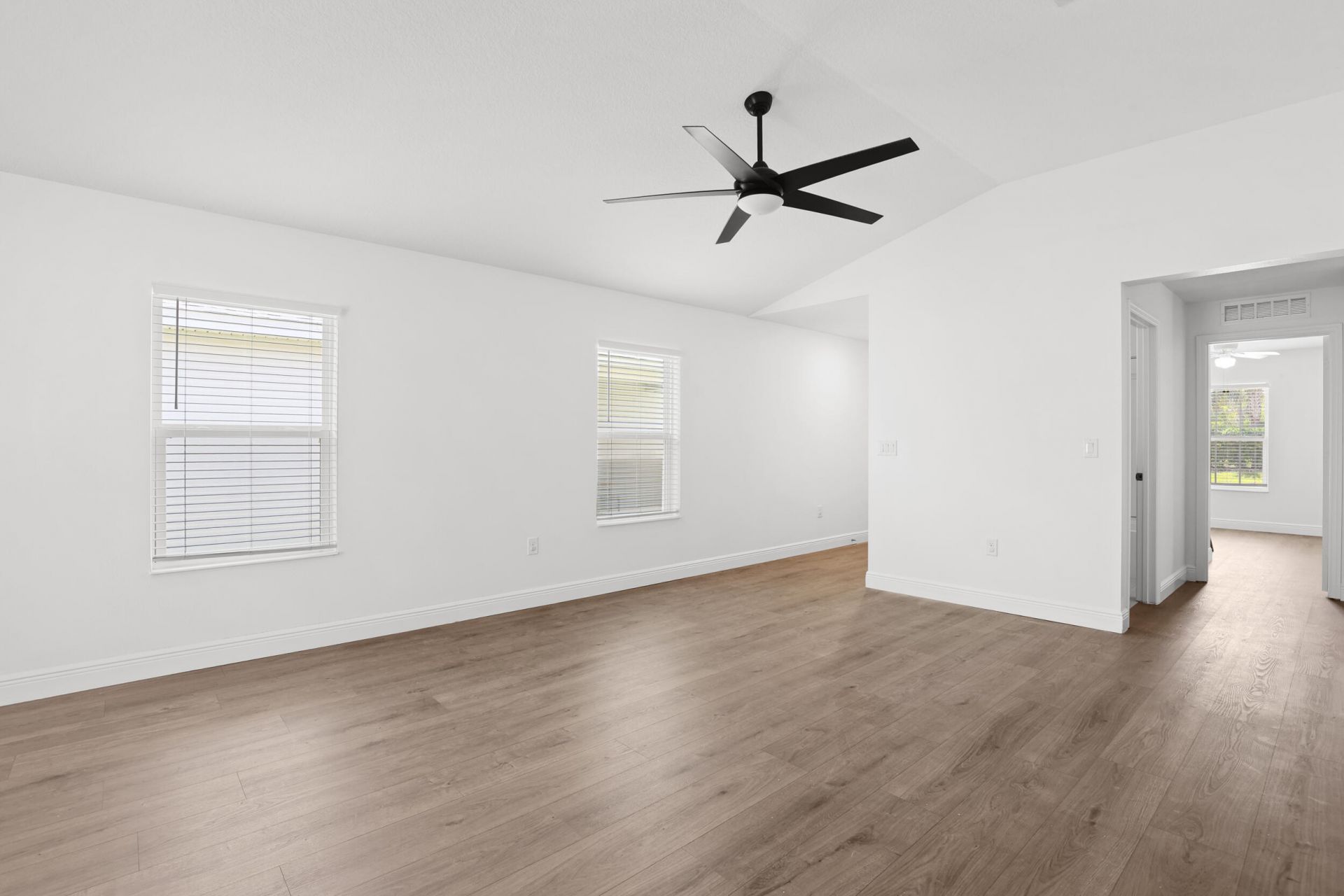 5870 NW Pine Trail Circle, Port Saint Lucie, FL 34983 Photo