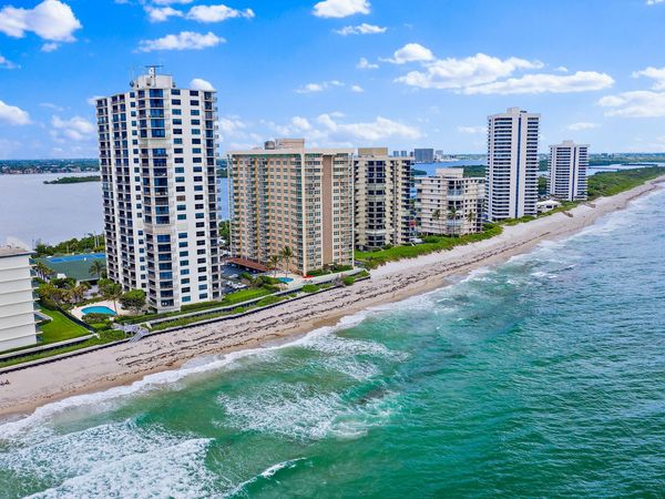 5420 N Ocean Drive, Unit 305, Singer Island, FL 33404
