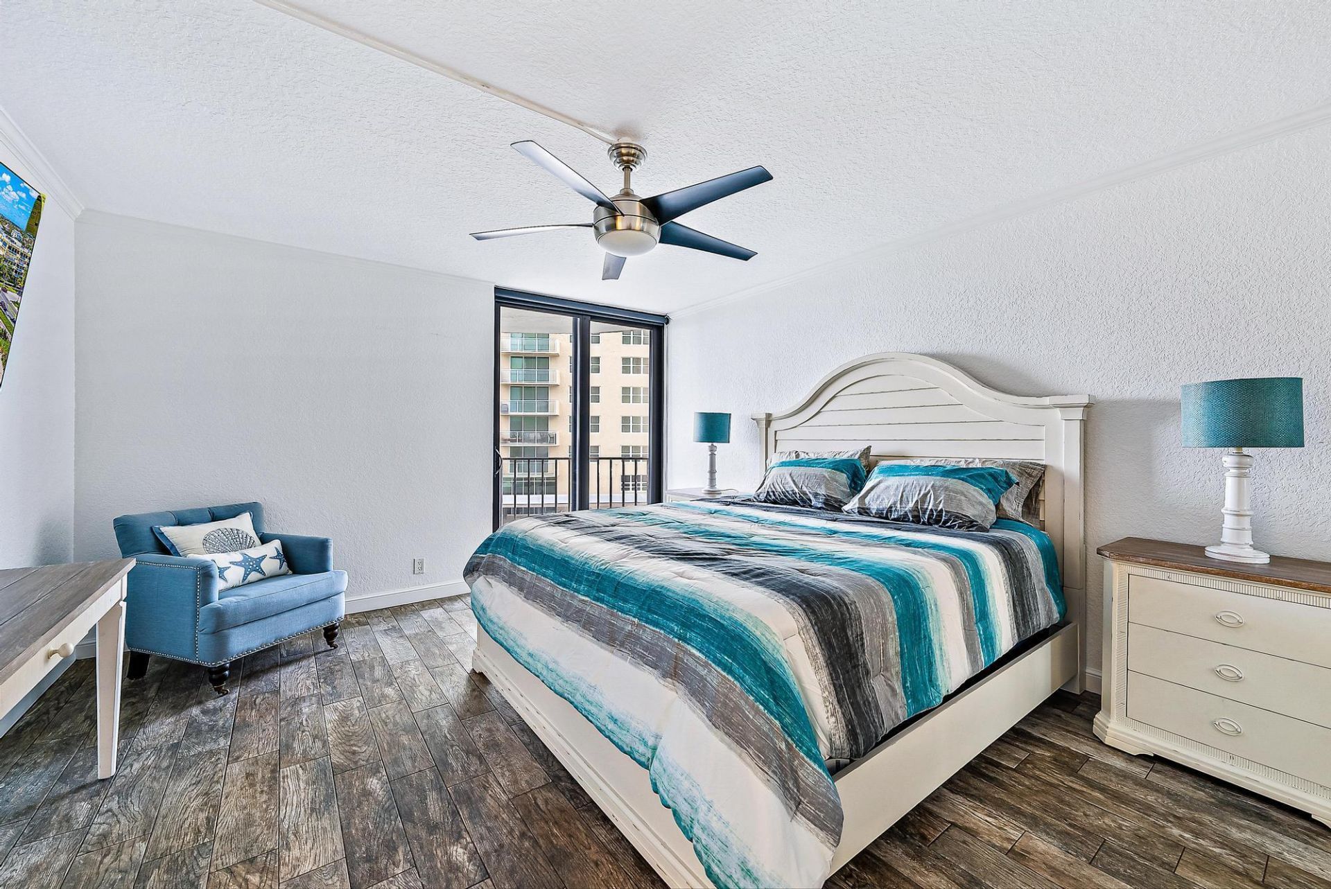 5420 N Ocean Drive, Unit 305, Singer Island, FL 33404 Photo