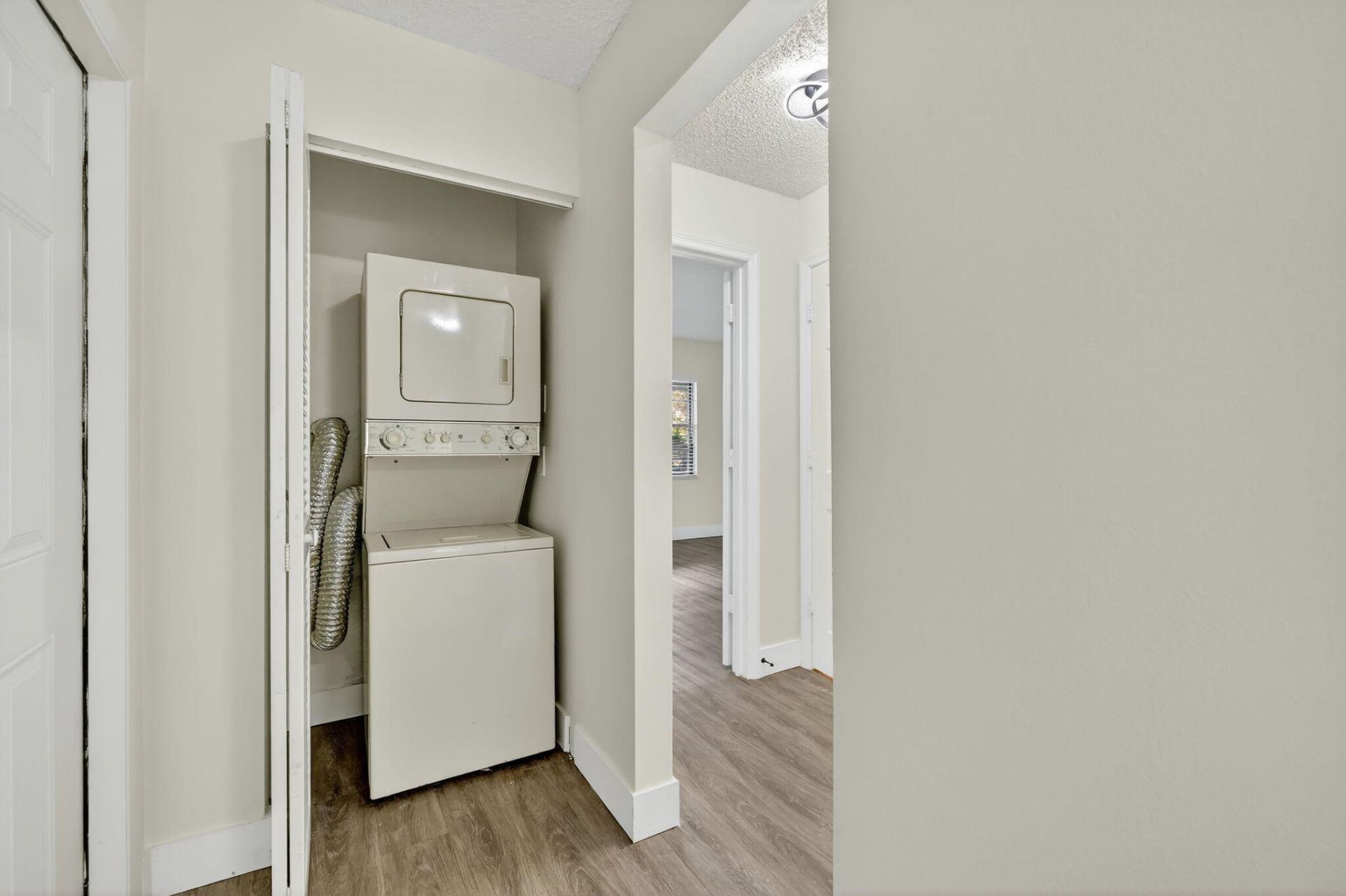 2513 S 17th Street, Unit 206, Fort Pierce, FL 34982 Photo