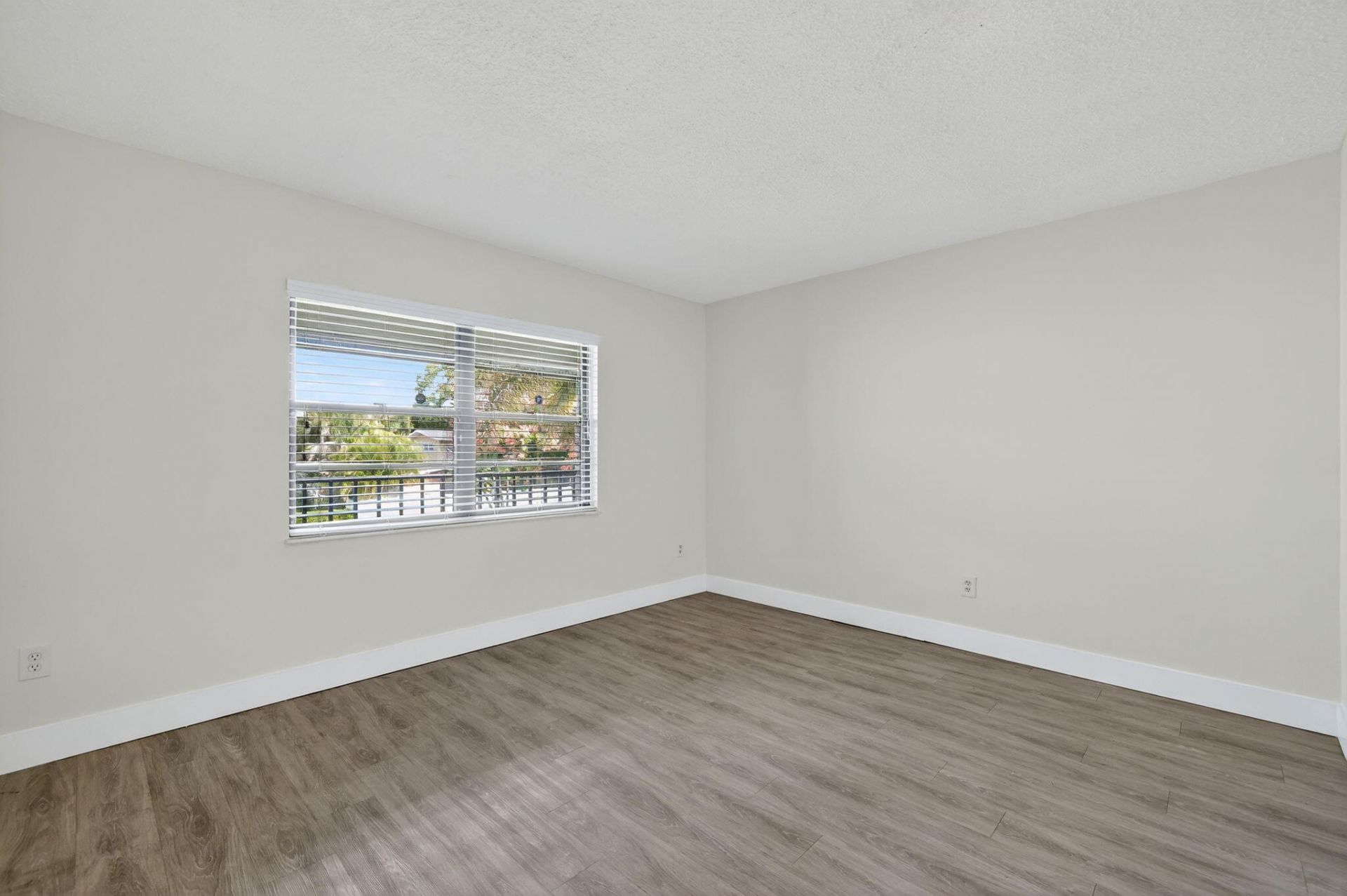 2513 S 17th Street, Unit 206, Fort Pierce, FL 34982 Photo