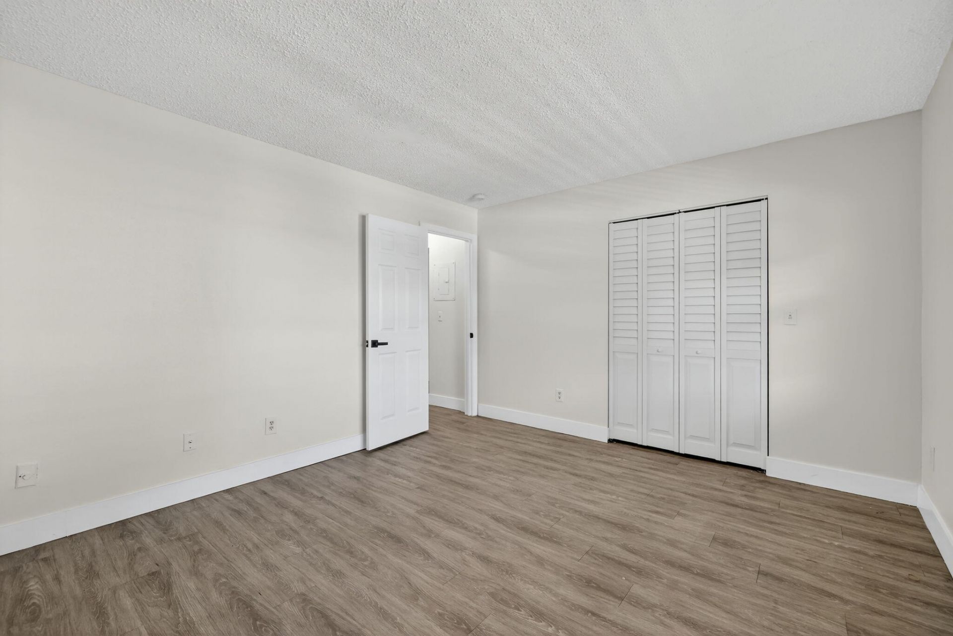 2513 S 17th Street, Unit 206, Fort Pierce, FL 34982 Photo