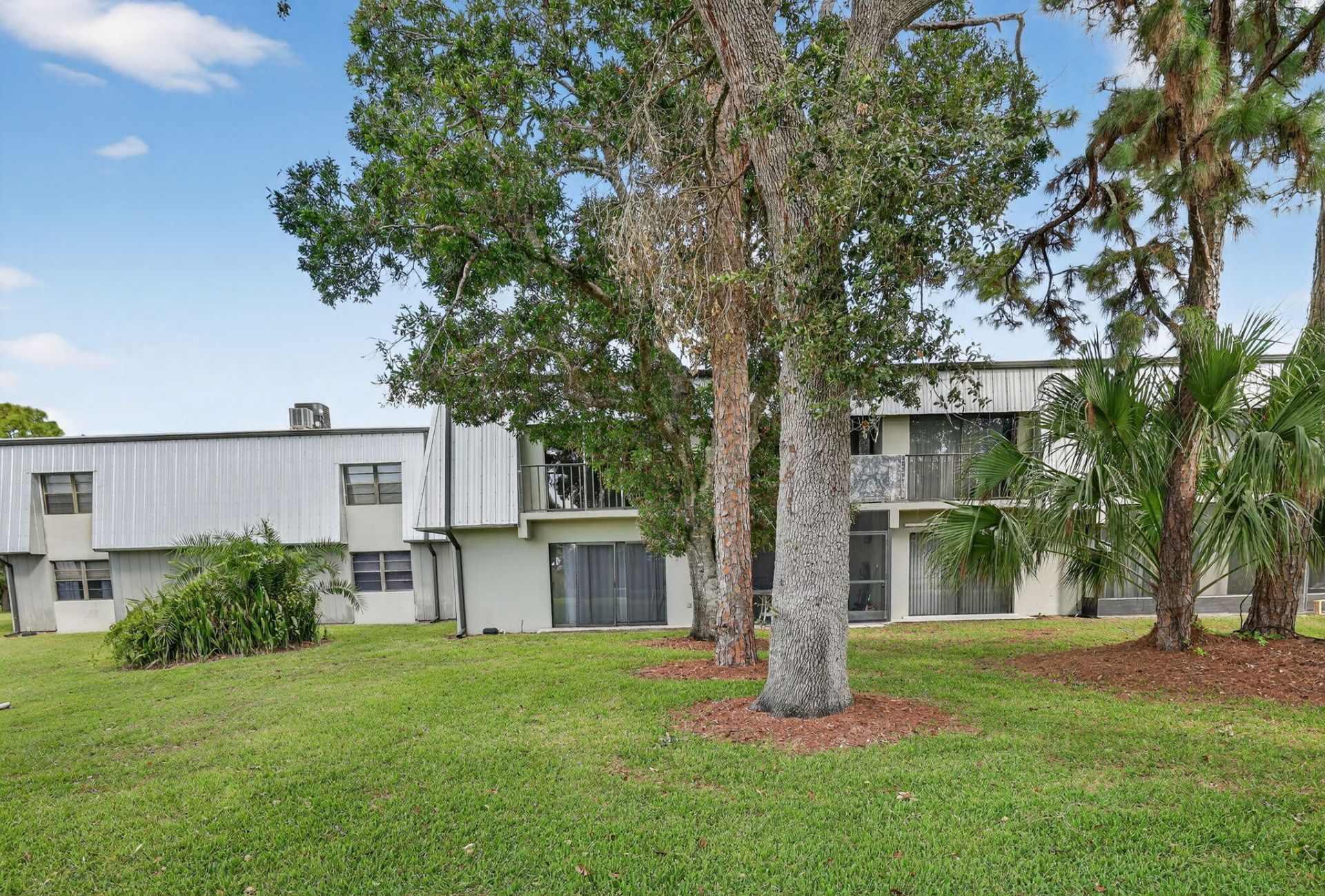 2513 S 17th Street, Unit 206, Fort Pierce, FL 34982 Photo