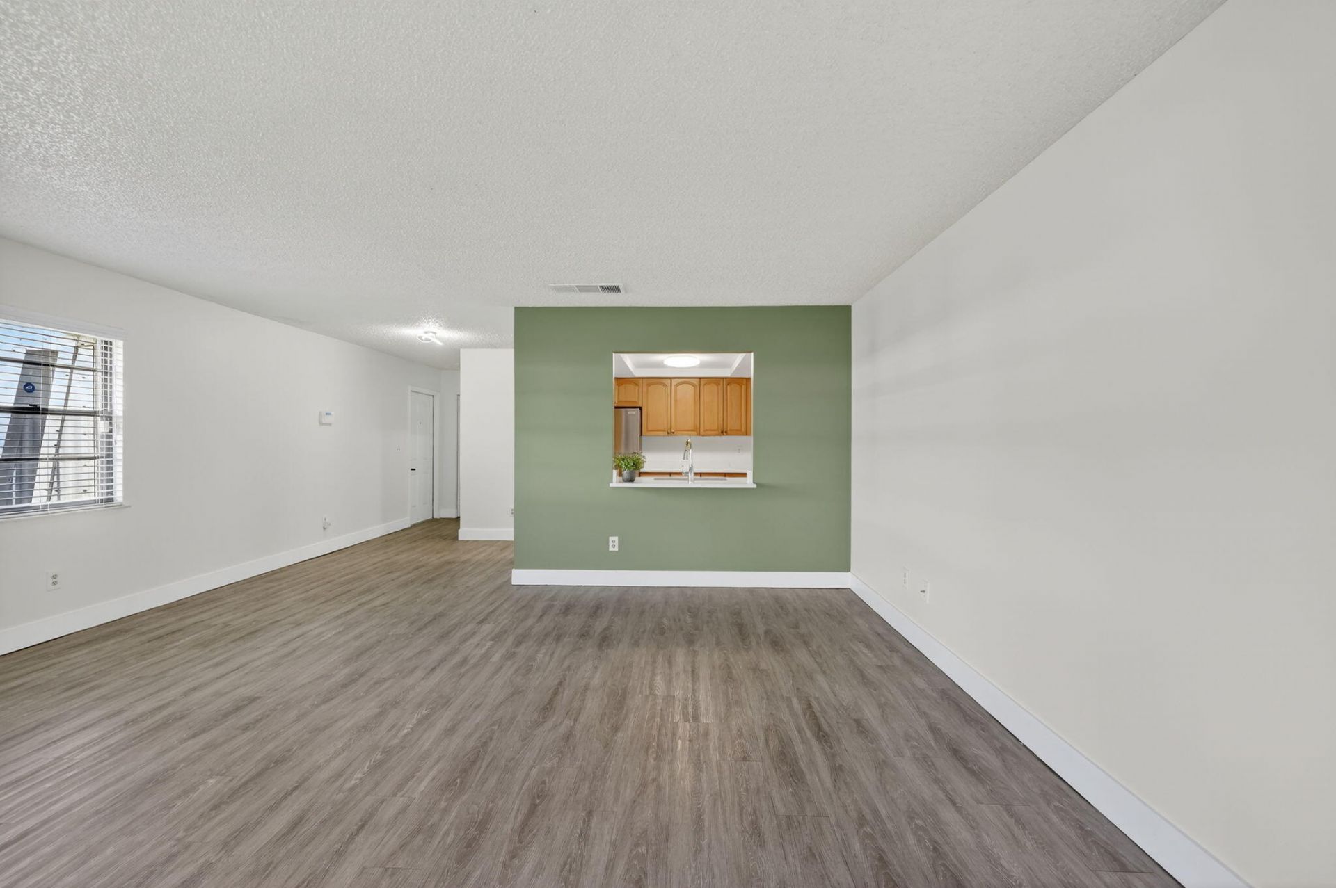 2513 S 17th Street, Unit 206, Fort Pierce, FL 34982 Photo
