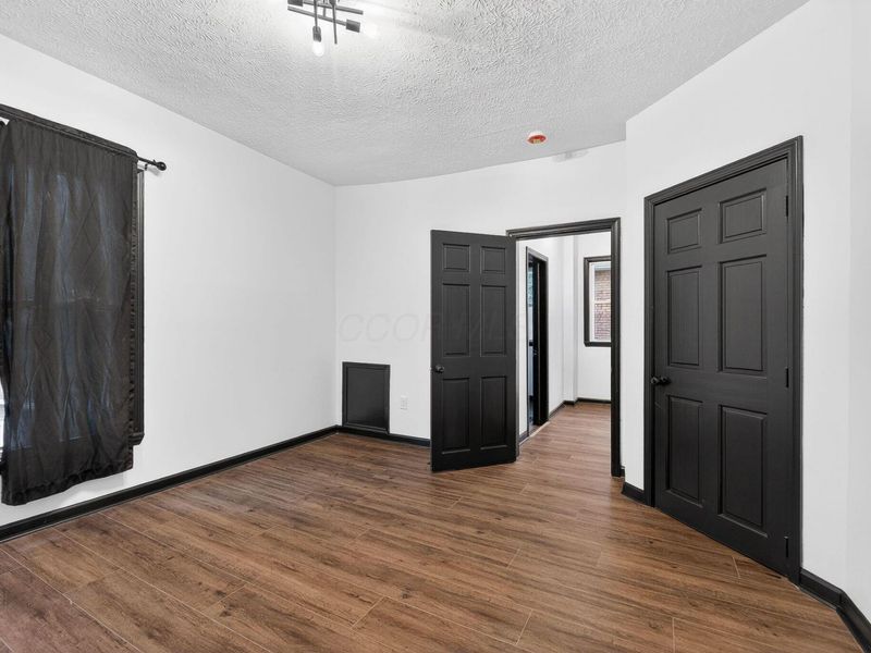 686 S Champion Avenue , Columbus, OH 43205 Photo 27