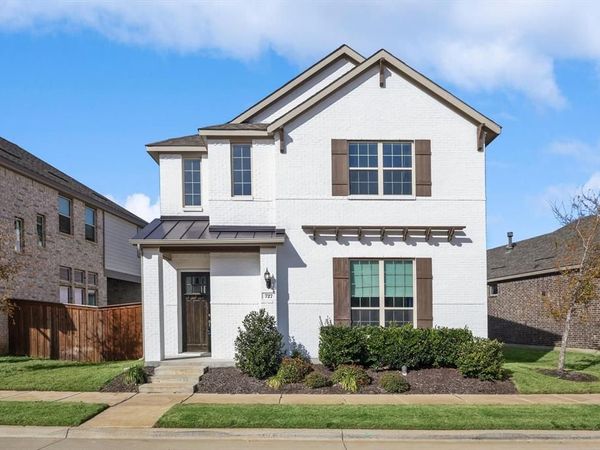 727 Waterbrook Parkway, Argyle, TX 76226