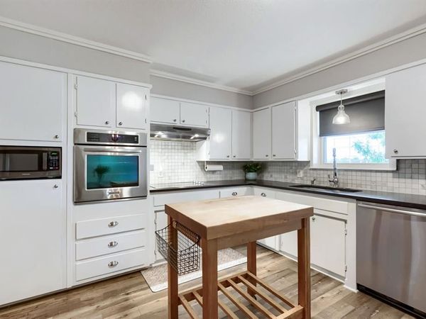 405 College Avenue, Keller, TX 76248