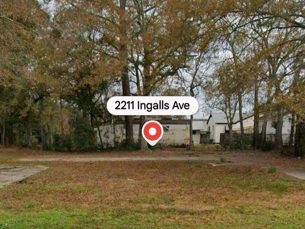 2211 Ingalls Avenue, Pascagoula, MS 39567