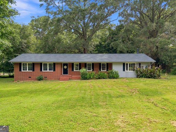 765 Glenn Carrie Road, Hull, GA 30646