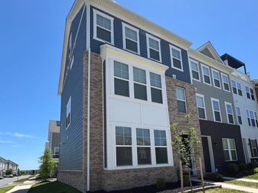 17751 KINGFISHER ISLE ROAD, DUMFRIES, VA 22026