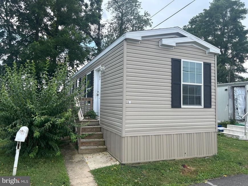 134 Lincoln Hwy , Unit 11, Fairless Hills, PA 19030 Main Photo