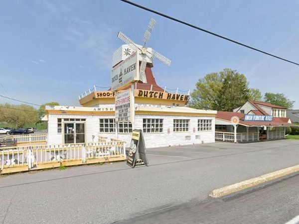 2857 LINCOLN HIGHWAY E , RONKS, PA 17572