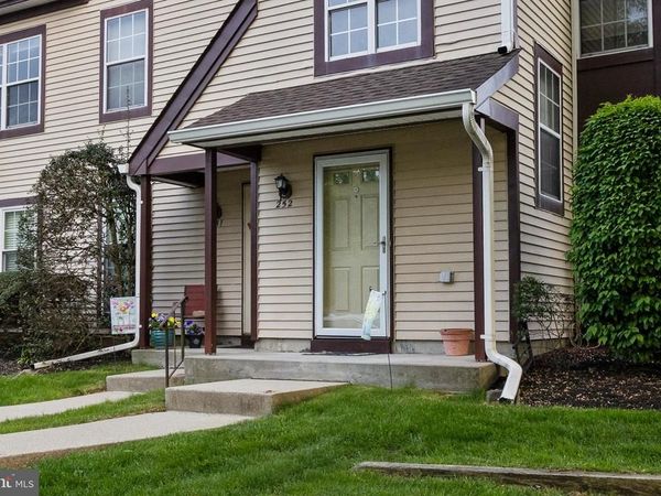 252 ANDOVER PLACE, ROBBINSVILLE, NJ 08691